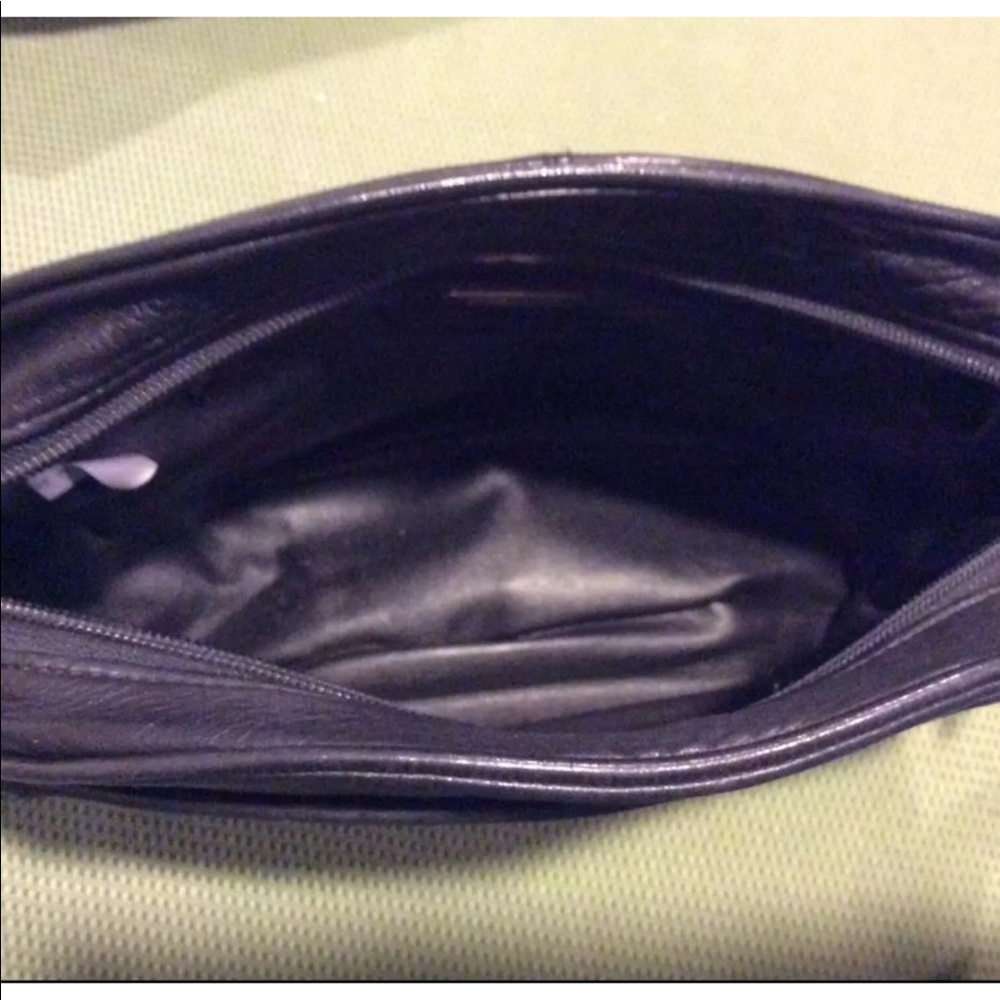 Perina Italian Soft lambskin Leather Bag - Picture 6 of 8